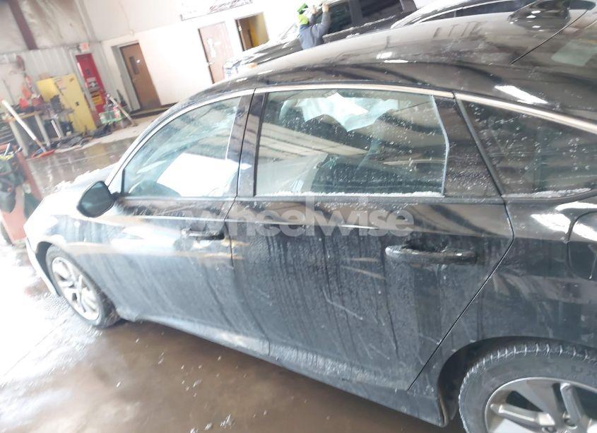 Photo 15 of 2018 Honda Accord LX (VIN 1HGCV1F11JA238215)