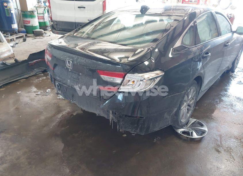 Photo 4 of 2018 Honda Accord LX (VIN 1HGCV1F11JA238215)