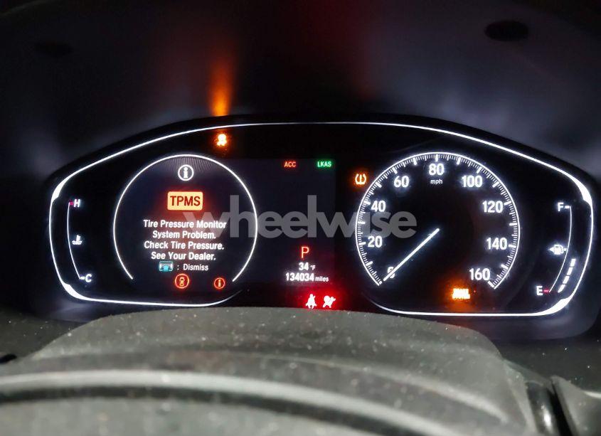 Photo 7 of 2018 Honda Accord LX (VIN 1HGCV1F11JA238215)