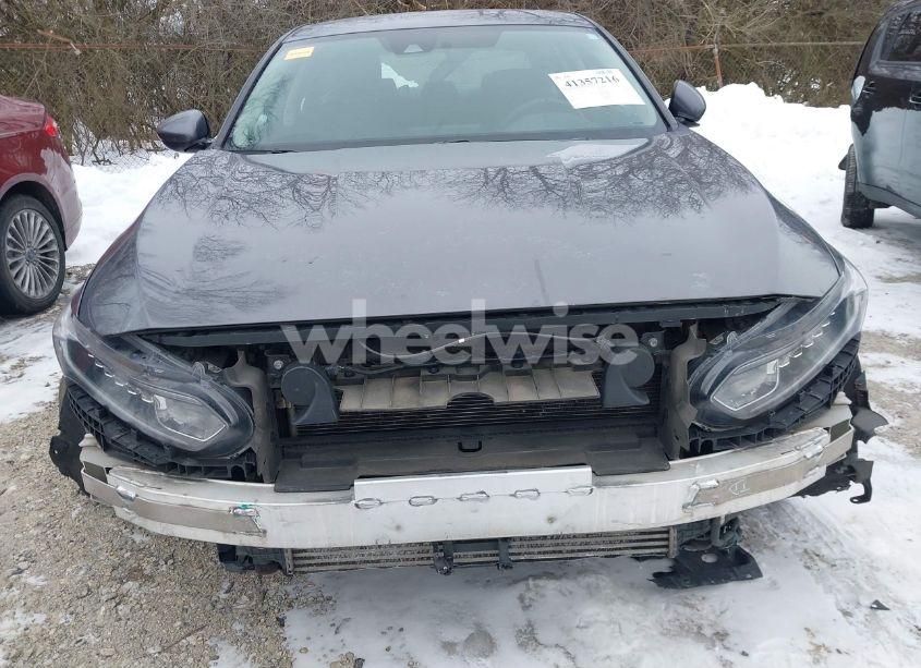 Photo 6 of 2018 Honda Accord LX (VIN 1HGCV1F11JA258075)