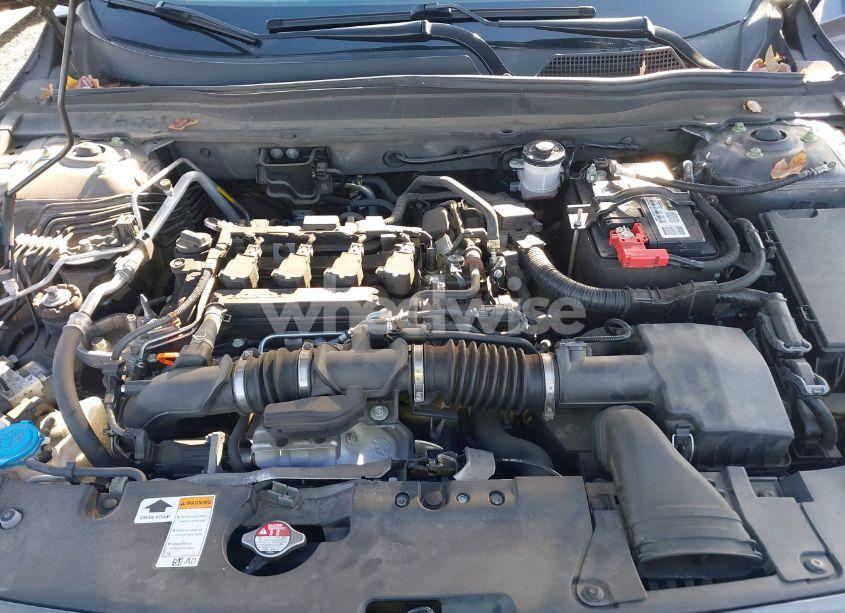 Photo 10 of 2018 Honda Accord LX (VIN 1HGCV1F11JA258156)