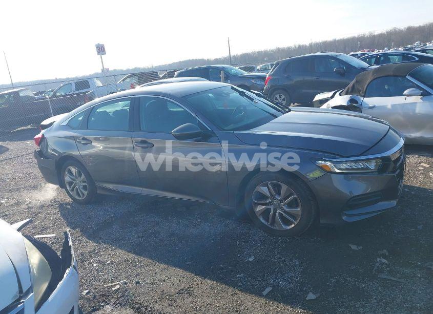 Photo 13 of 2018 Honda Accord LX (VIN 1HGCV1F11JA258156)