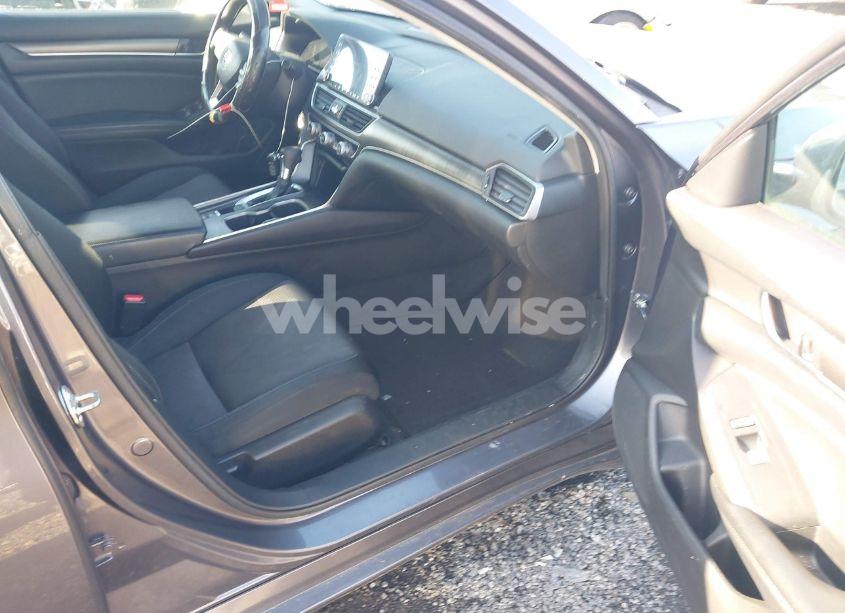 Photo 5 of 2018 Honda Accord LX (VIN 1HGCV1F11JA258156)