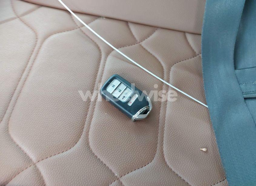 Photo 11 of 2018 Honda Accord LX (VIN 1HGCV1F11JA261932)