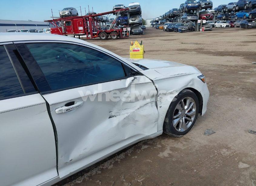 Photo 17 of 2018 Honda Accord LX (VIN 1HGCV1F11JA261932)