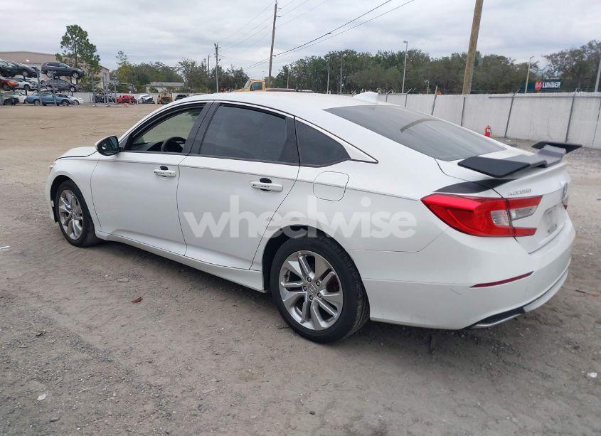 Photo 3 of 2018 Honda Accord LX (VIN 1HGCV1F11JA261932)