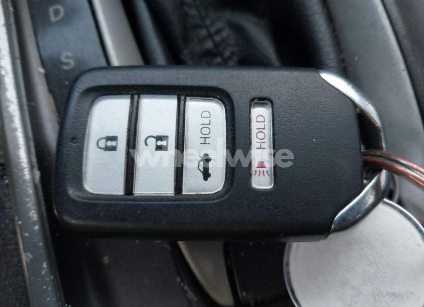 Photo 11 of 2019 Honda Accord LX (VIN 1HGCV1F11KA047170)