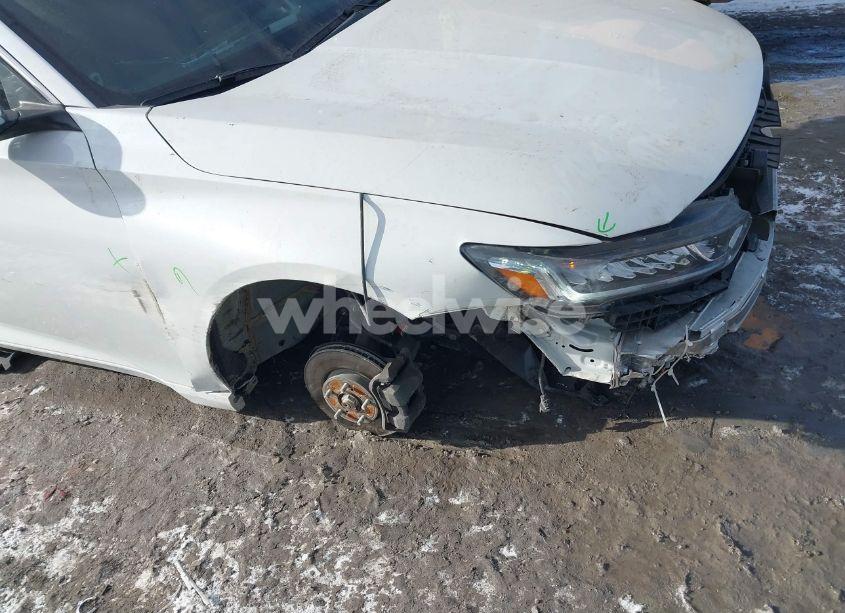 Photo 6 of 2019 Honda Accord LX (VIN 1HGCV1F11KA047170)