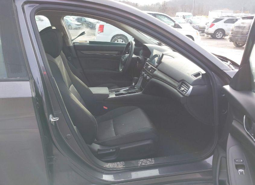 Photo 5 of 2019 Honda Accord LX (VIN 1HGCV1F11KA075406)