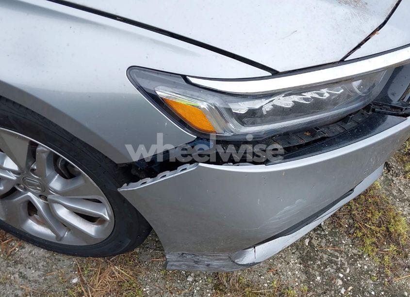 Photo 6 of 2019 Honda Accord LX (VIN 1HGCV1F11KA080685)