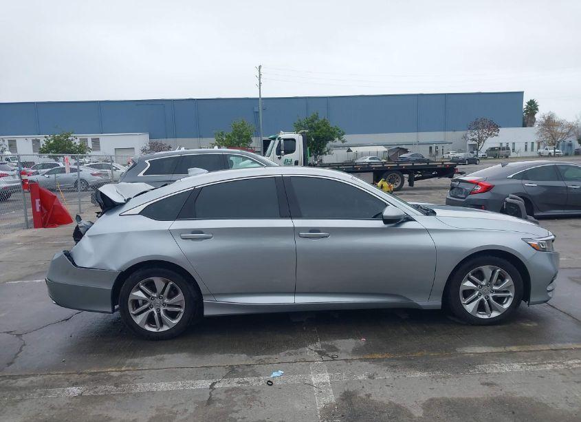 Photo 13 of 2019 Honda Accord LX (VIN 1HGCV1F11KA091055)