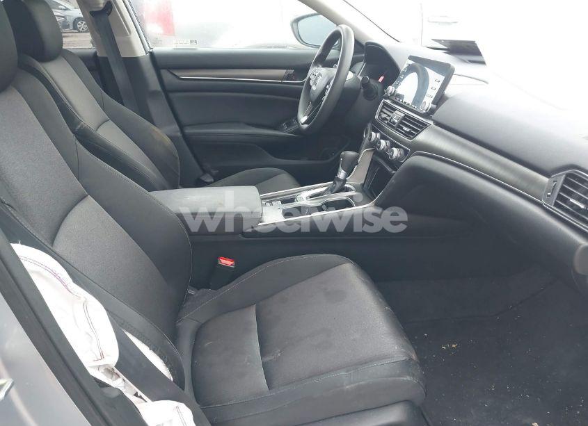 Photo 5 of 2020 Honda Accord LX (VIN 1HGCV1F11LA032735)