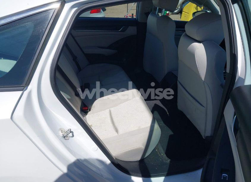 Photo 8 of 2018 Honda Accord LX (VIN 1HGCV1F12JA001751)