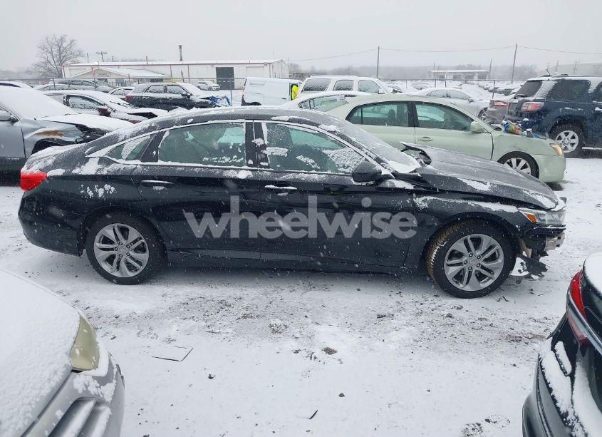 Photo 13 of 2018 Honda Accord LX (VIN 1HGCV1F12JA014550)