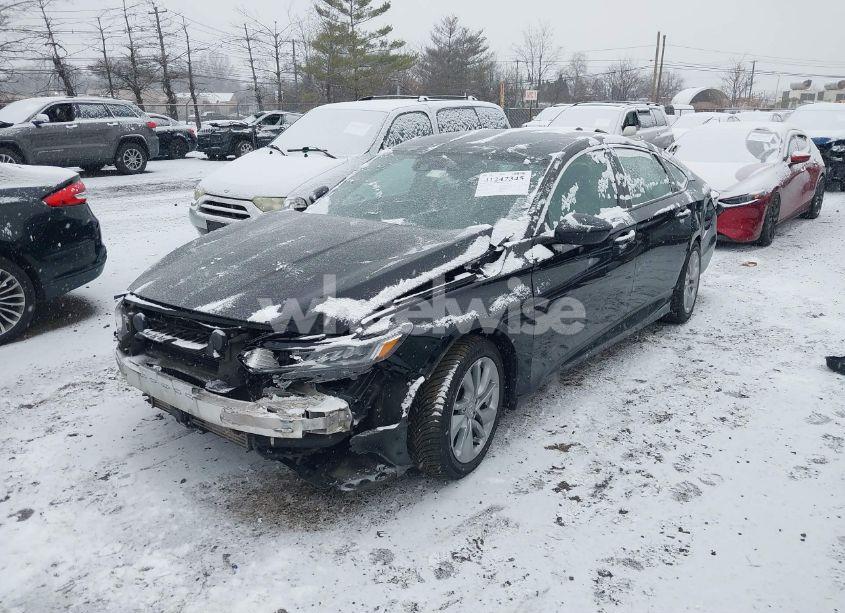 Photo 2 of 2018 Honda Accord LX (VIN 1HGCV1F12JA014550)