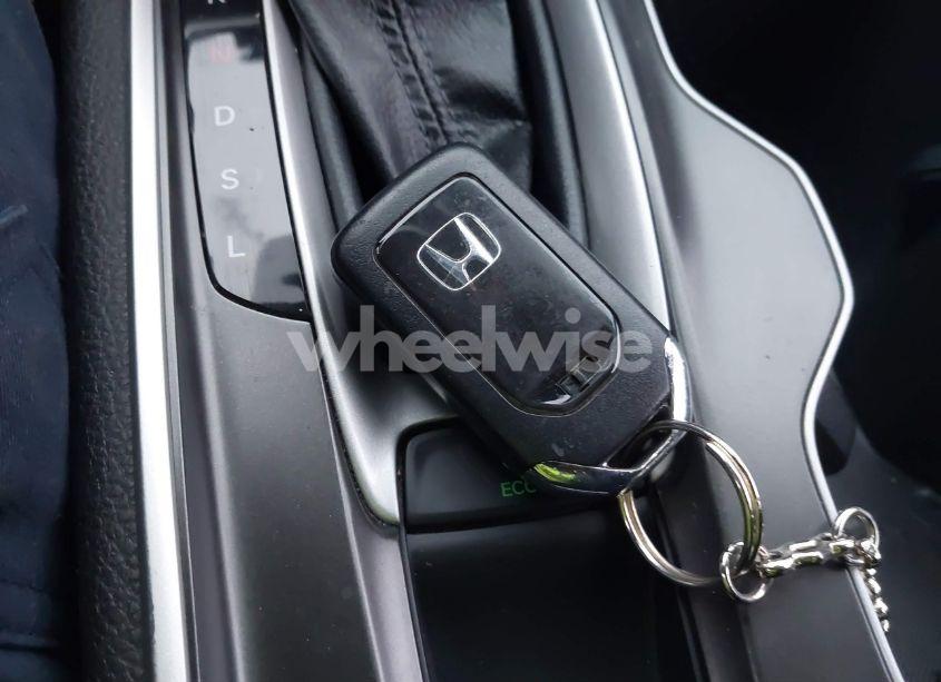 Photo 11 of 2018 Honda Accord LX (VIN 1HGCV1F12JA078829)