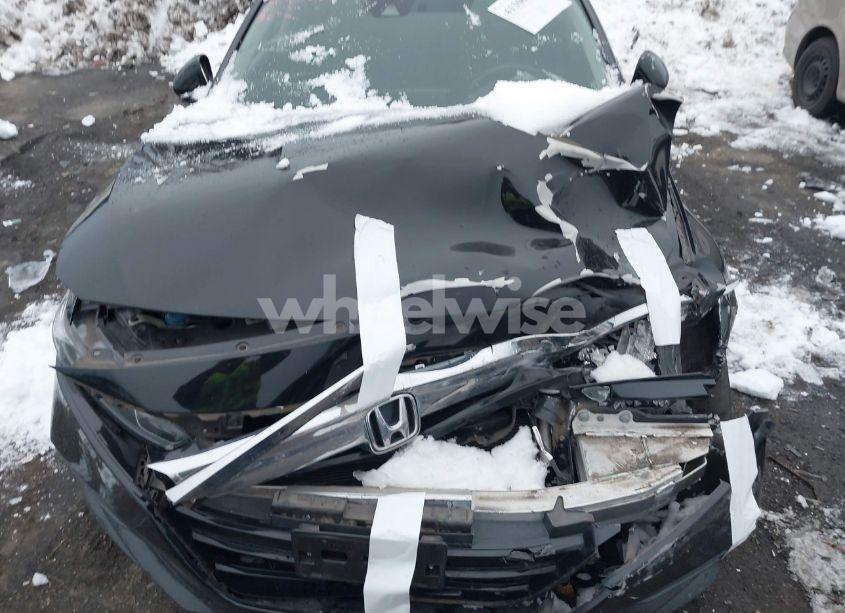 Photo 12 of 2018 Honda Accord LX (VIN 1HGCV1F12JA078829)