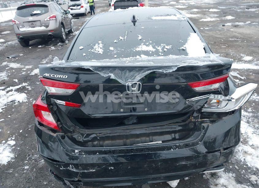 Photo 16 of 2018 Honda Accord LX (VIN 1HGCV1F12JA078829)