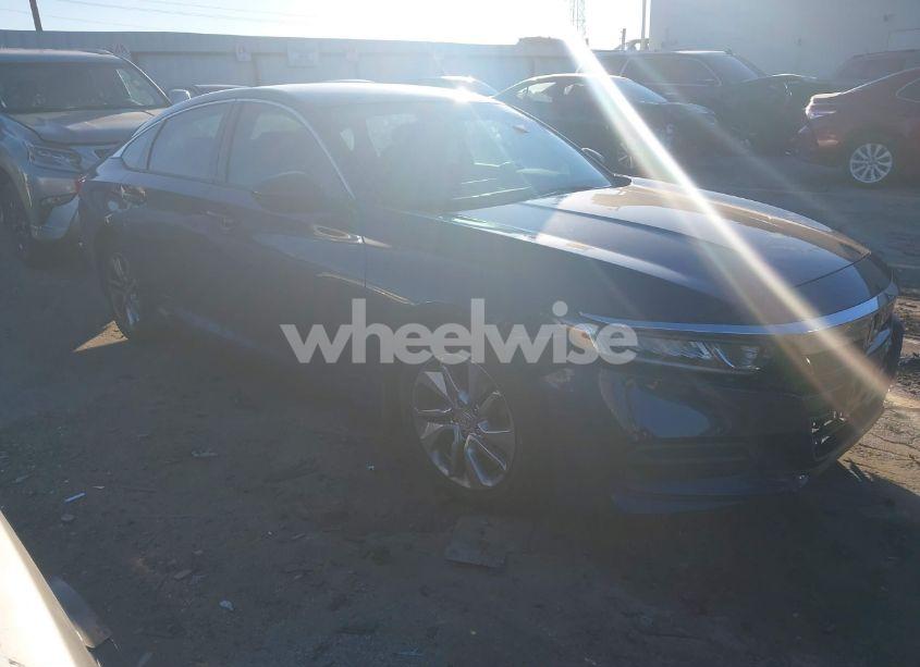 2018 Honda Accord LX (VIN 1HGCV1F12JA101512) main photo