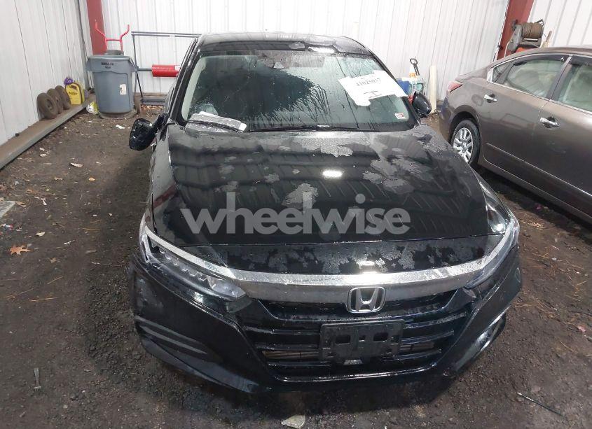 Photo 11 of 2018 Honda Accord LX (VIN 1HGCV1F12JA131108)
