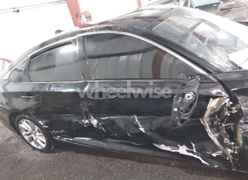 Photo 12 of 2018 Honda Accord LX (VIN 1HGCV1F12JA131108)