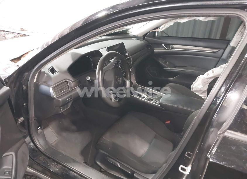 Photo 5 of 2018 Honda Accord LX (VIN 1HGCV1F12JA131108)