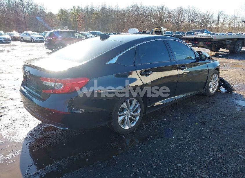Photo 4 of 2018 Honda Accord LX (VIN 1HGCV1F12JA144490)