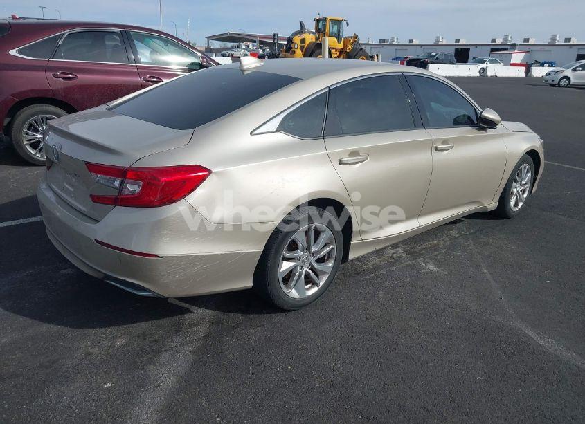 Photo 4 of 2018 Honda Accord LX (VIN 1HGCV1F12JA147180)