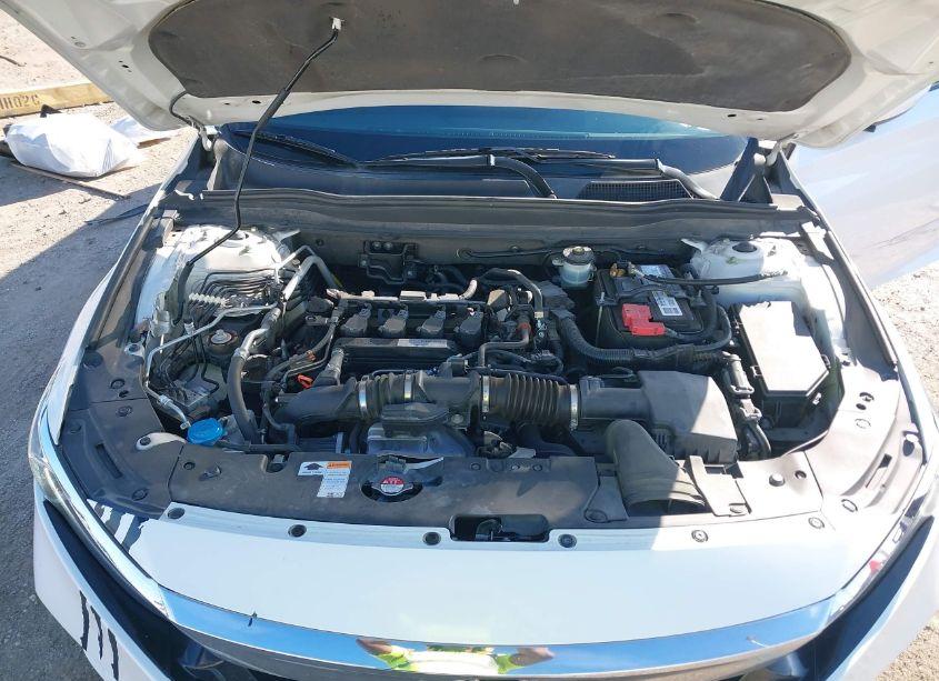 Photo 10 of 2018 Honda Accord LX (VIN 1HGCV1F12JA201013)