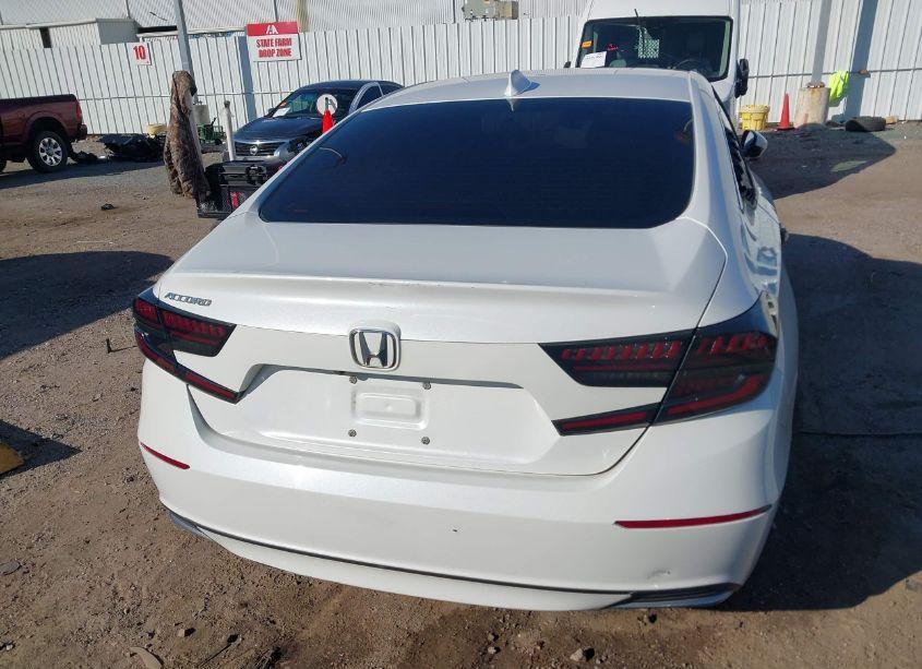 Photo 16 of 2018 Honda Accord LX (VIN 1HGCV1F12JA201013)