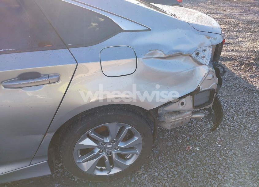 Photo 17 of 2018 Honda Accord LX (VIN 1HGCV1F12JA245285)