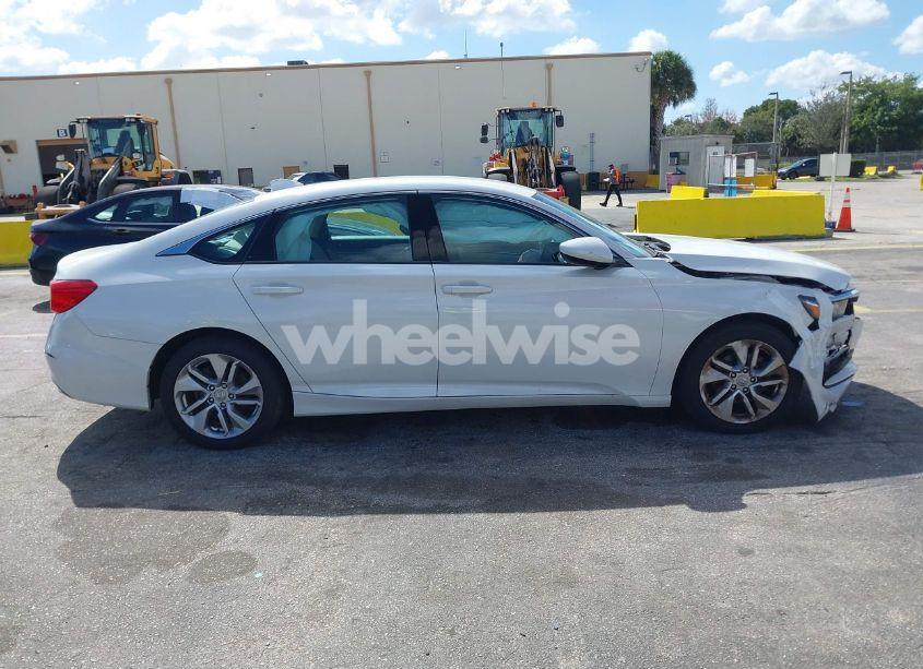 Photo 13 of 2019 Honda Accord LX (VIN 1HGCV1F12KA023413)