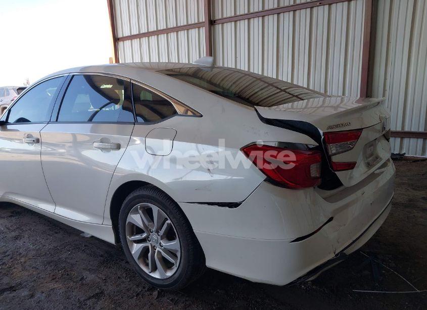 Photo 6 of 2019 Honda Accord LX (VIN 1HGCV1F12KA079416)