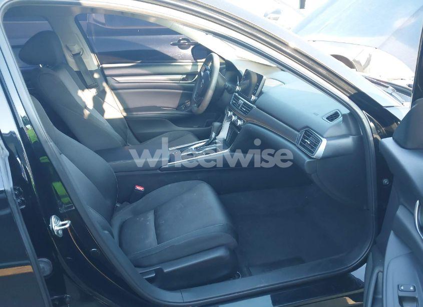 Photo 5 of 2019 Honda Accord LX (VIN 1HGCV1F12KA109756)