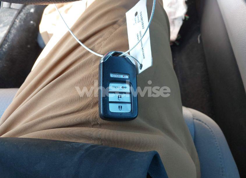 Photo 11 of 2019 Honda Accord LX (VIN 1HGCV1F12KA129540)