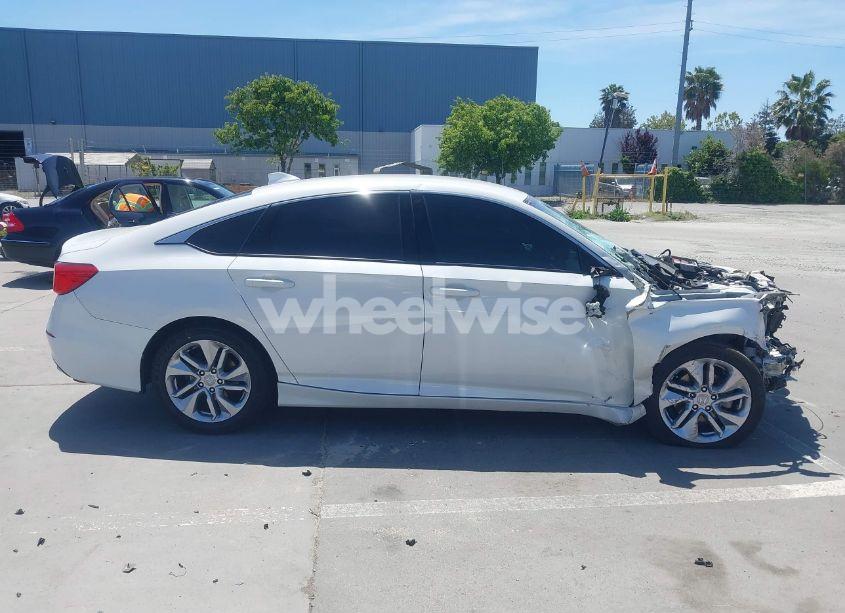 Photo 13 of 2019 Honda Accord LX (VIN 1HGCV1F12KA130655)