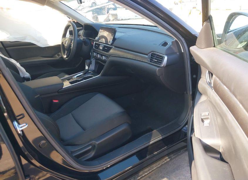 Photo 5 of 2021 Honda Accord LX (VIN 1HGCV1F12MA071609)