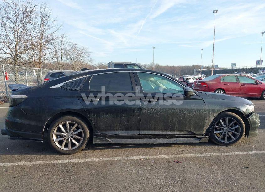 Photo 13 of 2022 Honda Accord LX (VIN 1HGCV1F12NA008673)