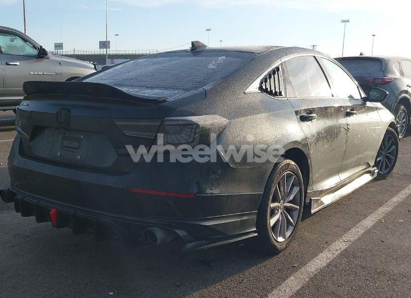 Photo 4 of 2022 Honda Accord LX (VIN 1HGCV1F12NA008673)