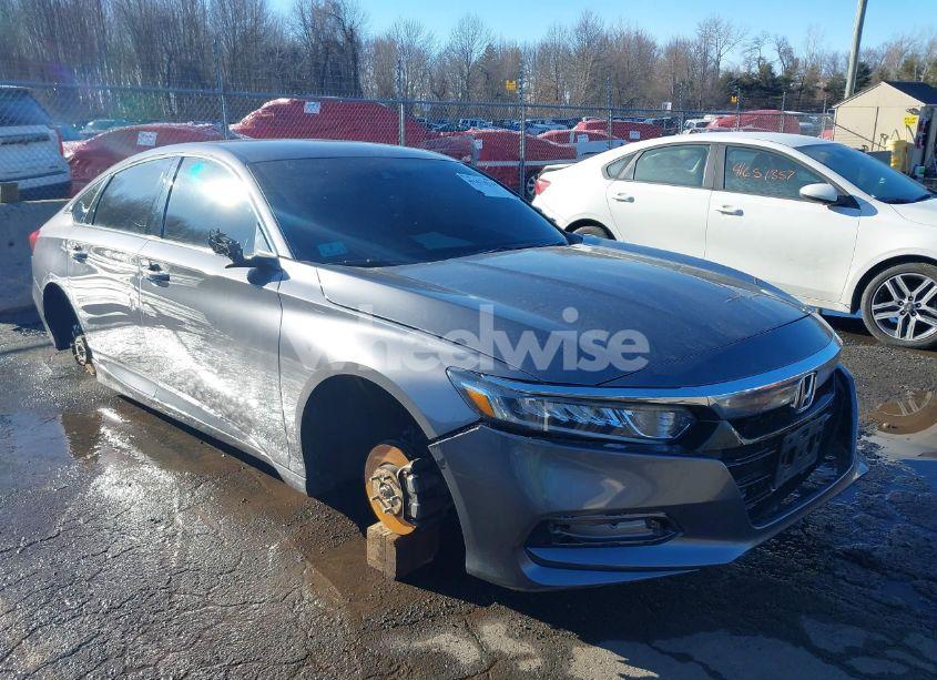 2018 Honda Accord LX (VIN 1HGCV1F13JA041823) main photo
