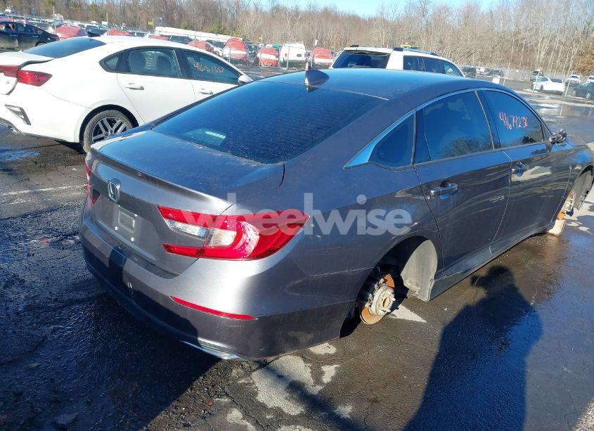 Photo 4 of 2018 Honda Accord LX (VIN 1HGCV1F13JA041823)