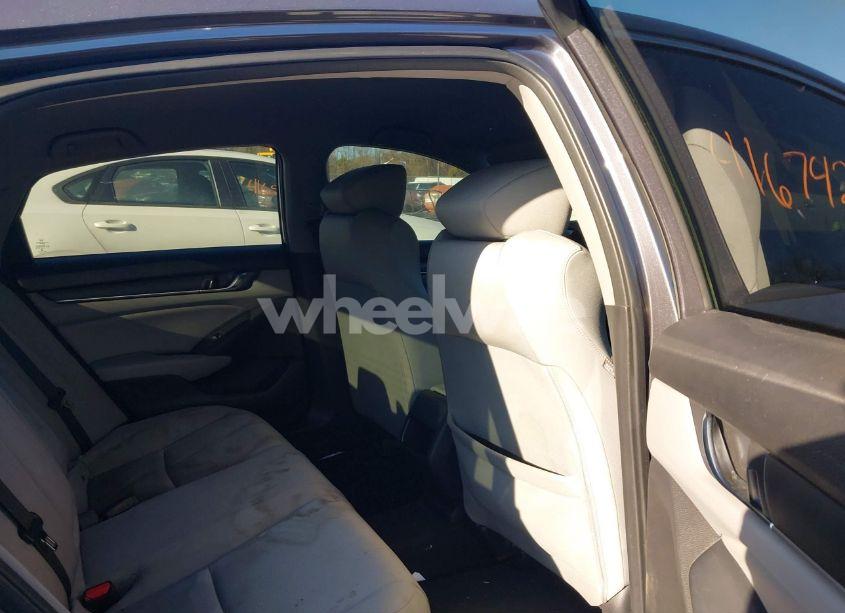 Photo 8 of 2018 Honda Accord LX (VIN 1HGCV1F13JA041823)