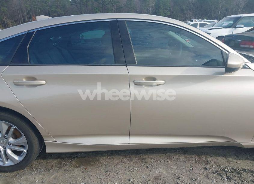 Photo 13 of 2018 Honda Accord LX (VIN 1HGCV1F13JA045774)