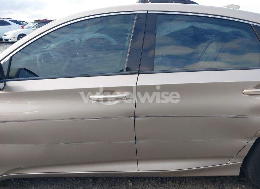 Photo 14 of 2018 Honda Accord LX (VIN 1HGCV1F13JA045774)