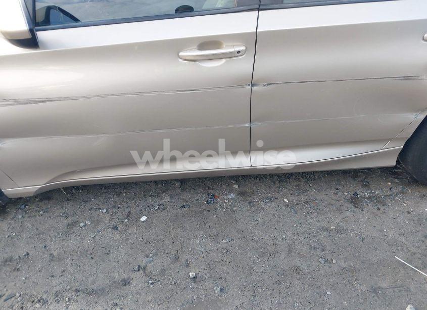 Photo 17 of 2018 Honda Accord LX (VIN 1HGCV1F13JA045774)