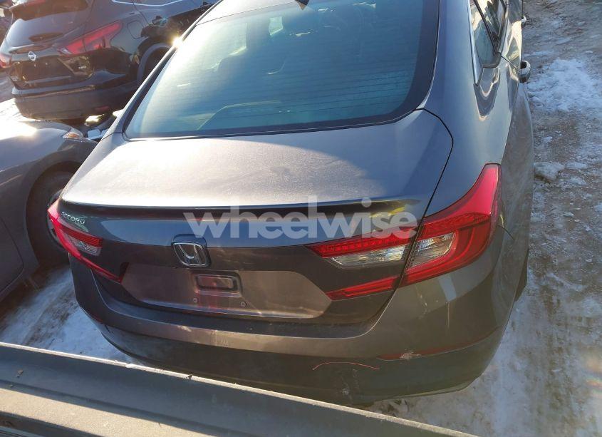 Photo 17 of 2018 Honda Accord LX (VIN 1HGCV1F13JA047959)