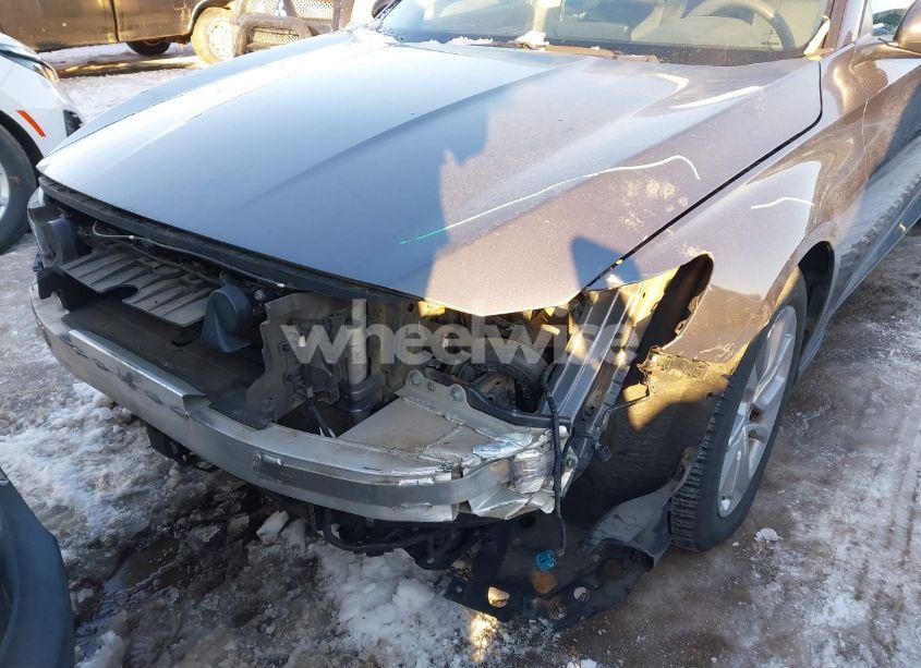 Photo 6 of 2018 Honda Accord LX (VIN 1HGCV1F13JA047959)