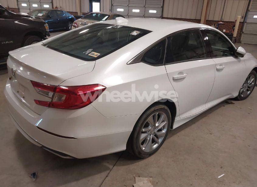 Photo 4 of 2018 Honda Accord LX (VIN 1HGCV1F13JA064003)