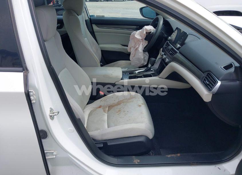 Photo 5 of 2018 Honda Accord LX (VIN 1HGCV1F13JA080721)