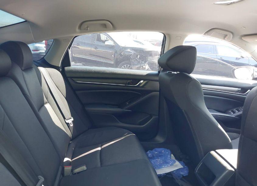 Photo 8 of 2018 Honda Accord LX (VIN 1HGCV1F13JA084140)